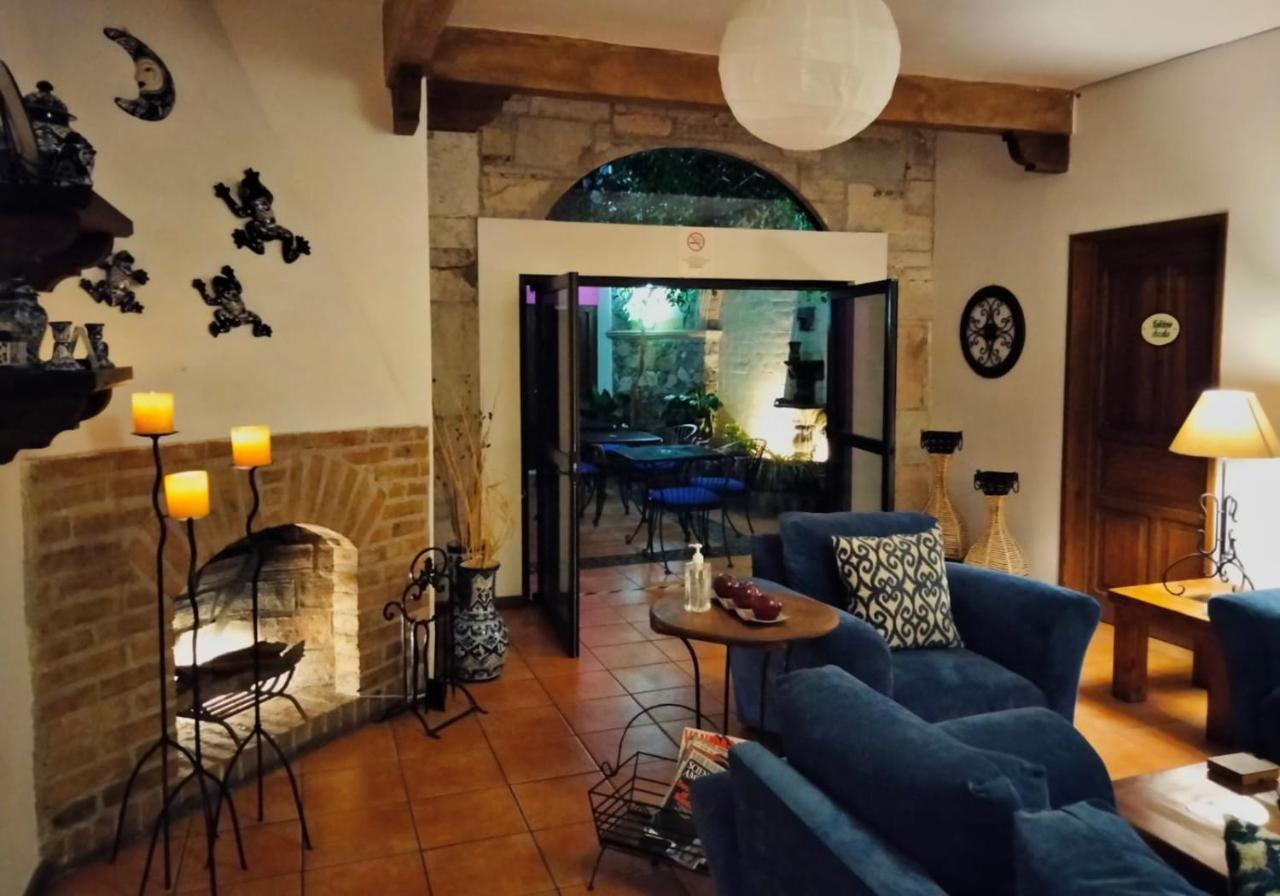 Villa Sueno Azul B&B グアナファト エクステリア 写真